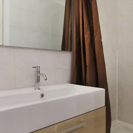 House #tours #prebendes #atypique Hébergement de vacances Tours